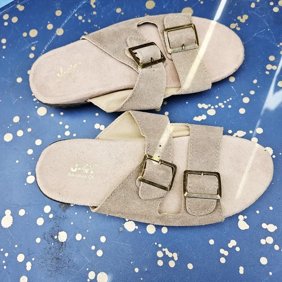 J-41 Adventure On Beige Double Buckle Sandals Women Size 7 - Picture 4 of 16